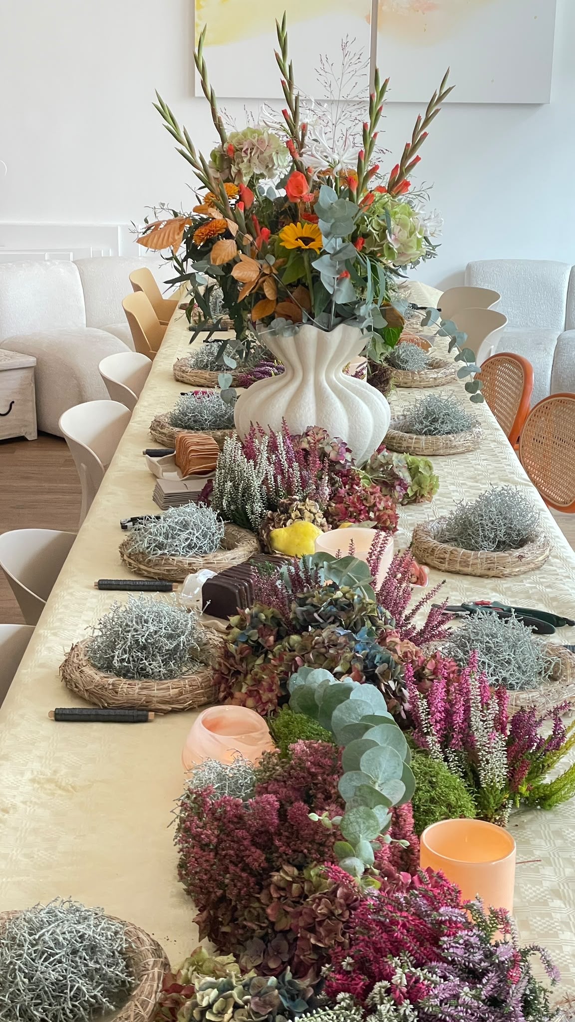 Blumenkranz (Frühlingskranz) binden I 21. März 2027 I Kreativ-Workshop im Studio Calma in Düsseldorf mit Janina