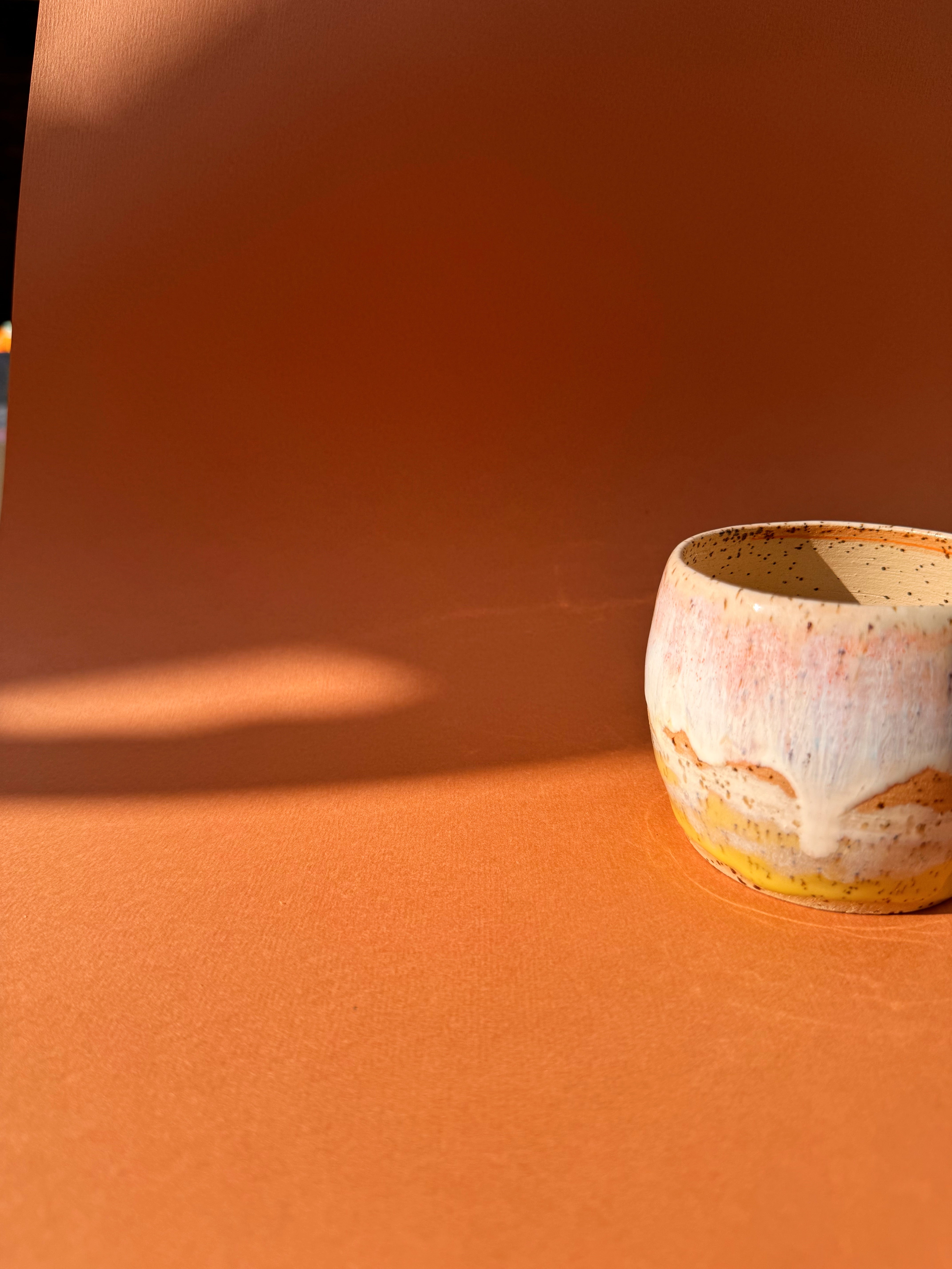 Tasse PALAMOS gelb rosa weiß