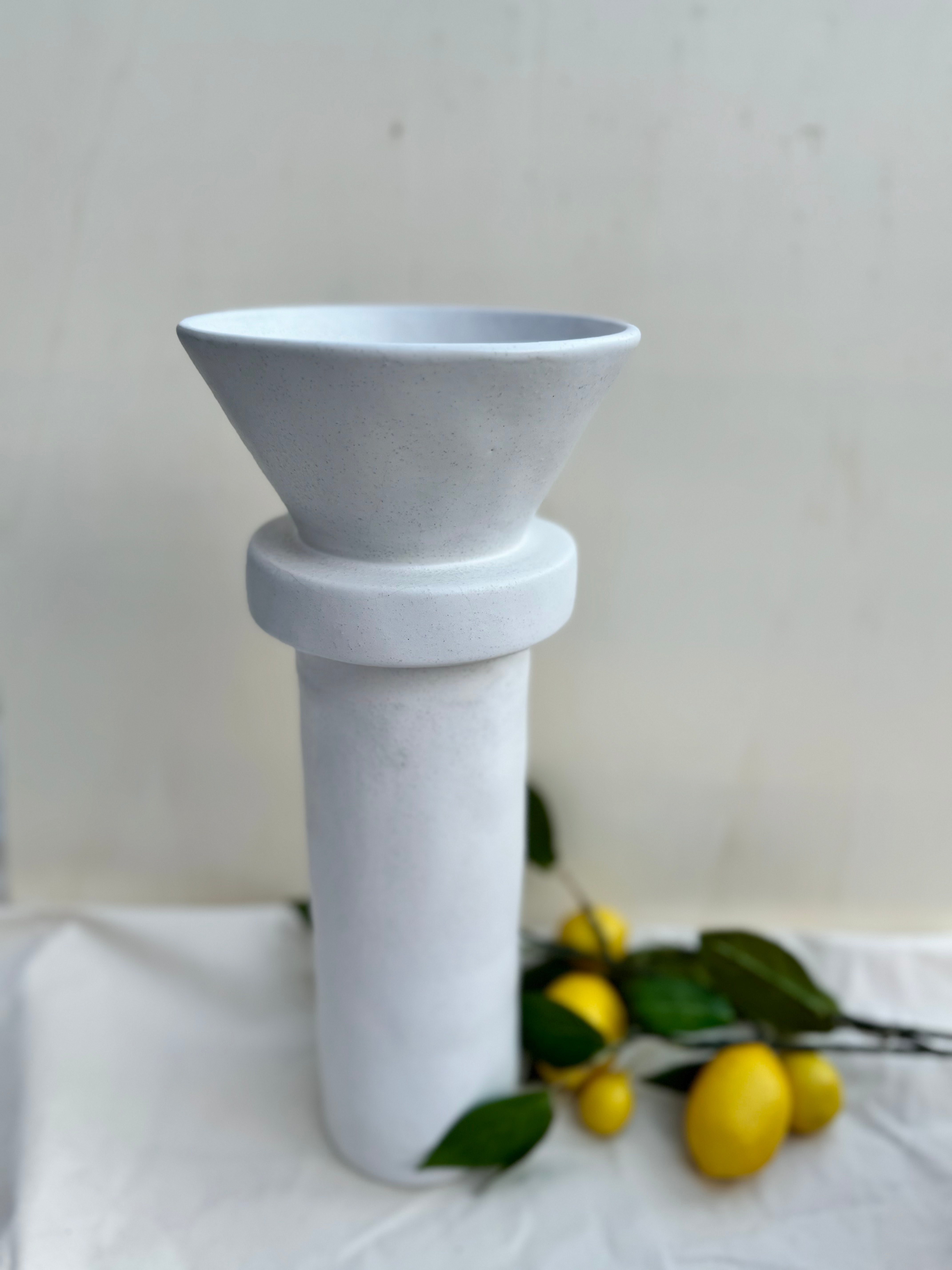 Vase CHAVES large white