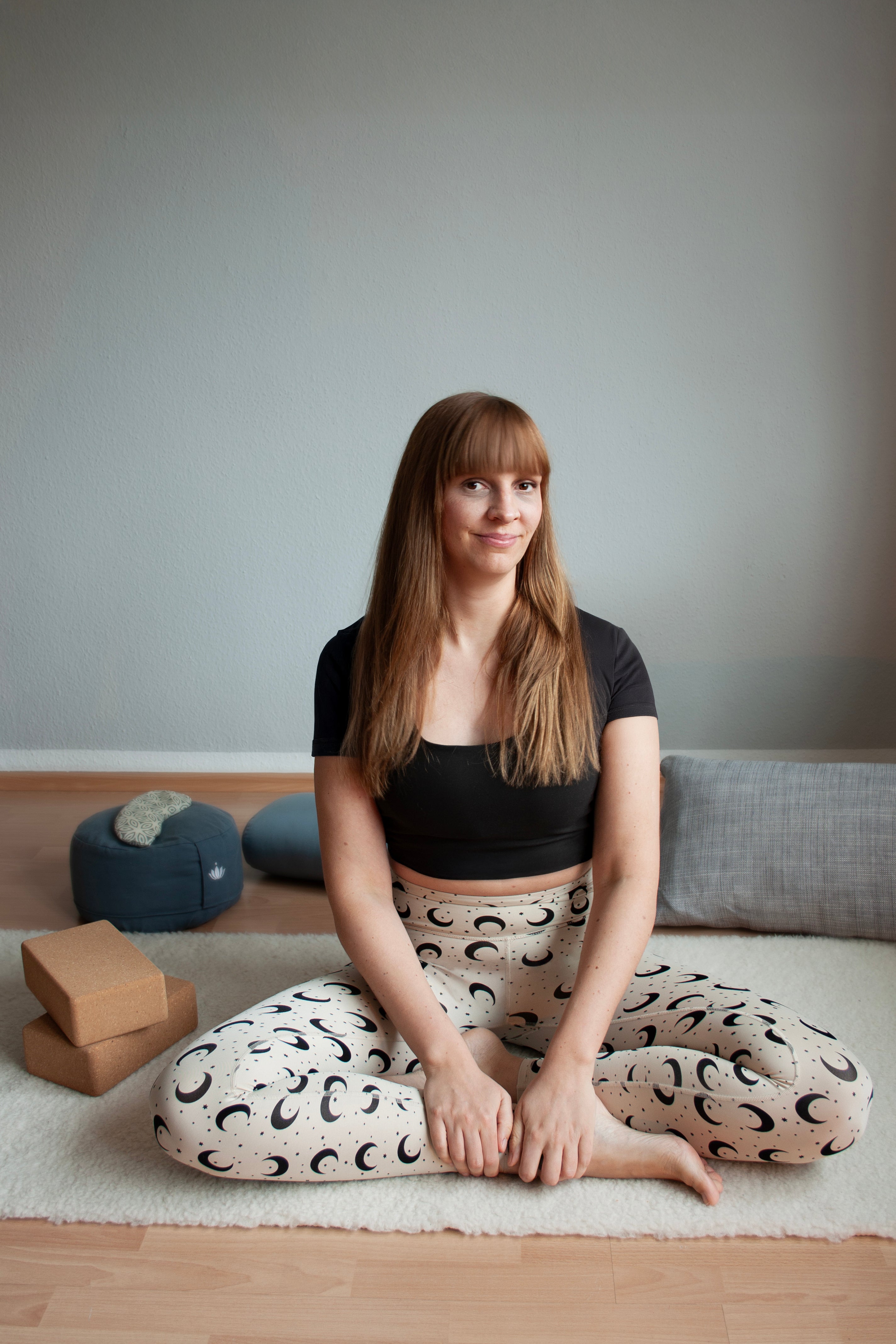 Yin Yoga & Töpfern I 25. Januar 2026 I Kombi-Workshop im Studio Calma in Düsseldorf mit Julia und Kira