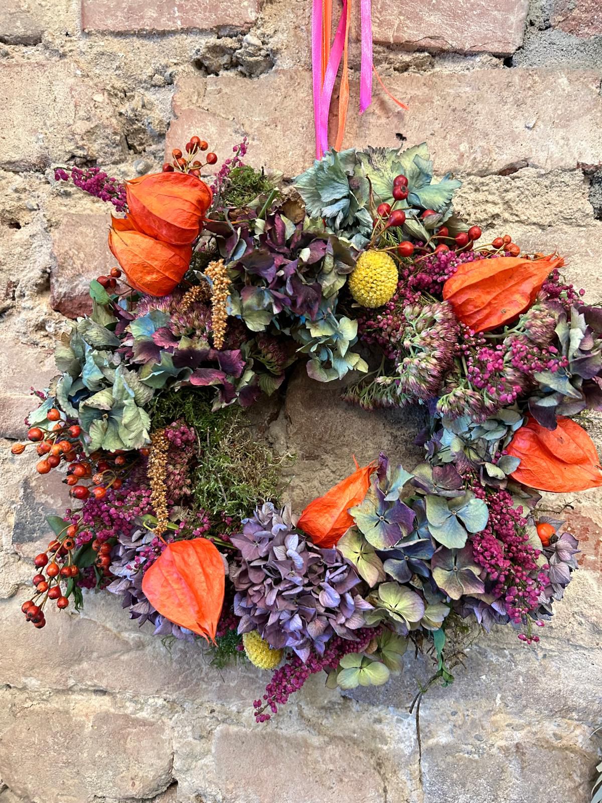 Töpfern & Blumenkranz/Frühlingskranz binden I 22. März 2026 I Kombi-Workshop im Studio Calma in Düsseldorf mit Janina und Kira