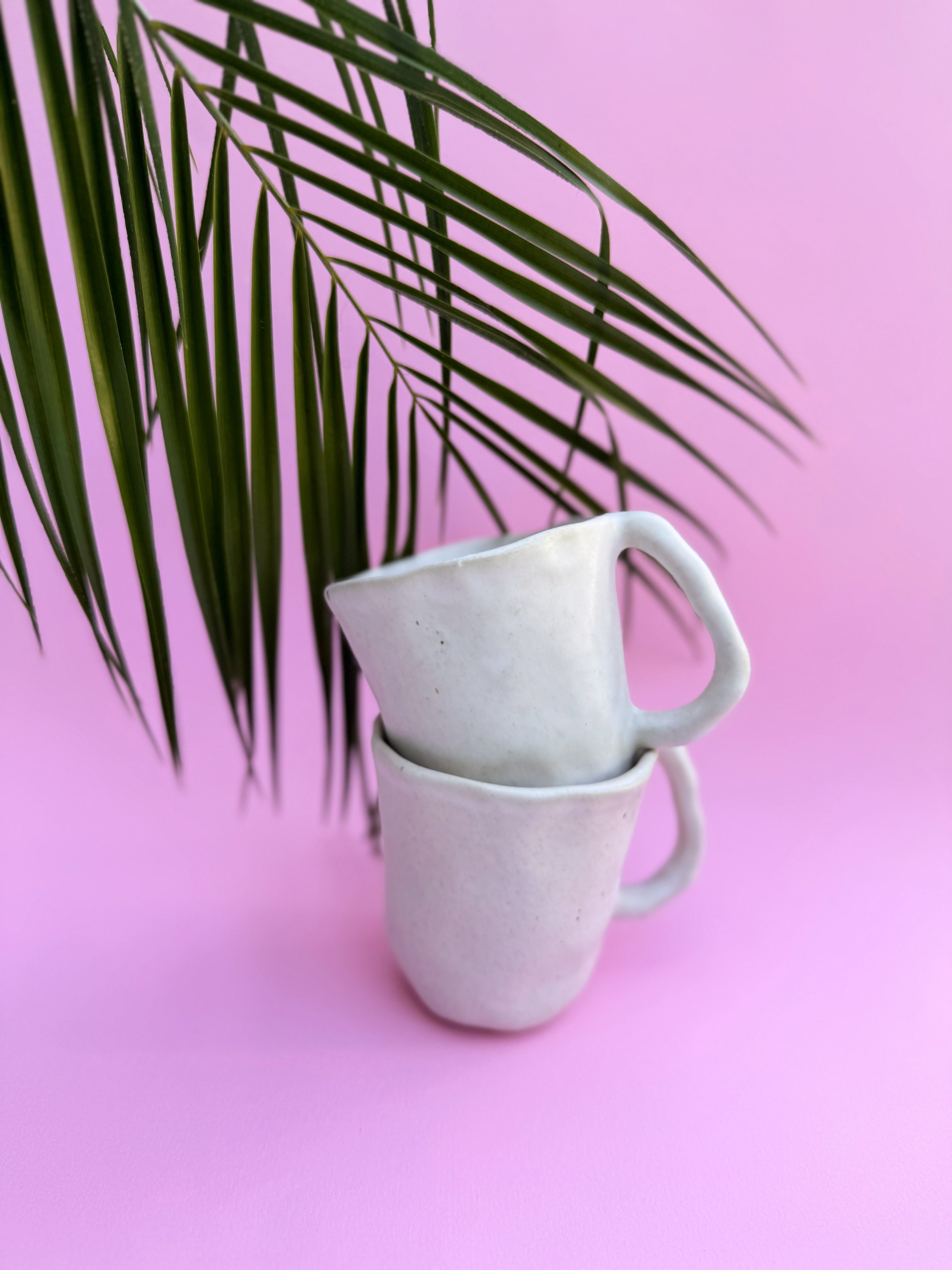 Tasse SHELL creme weiß matt
