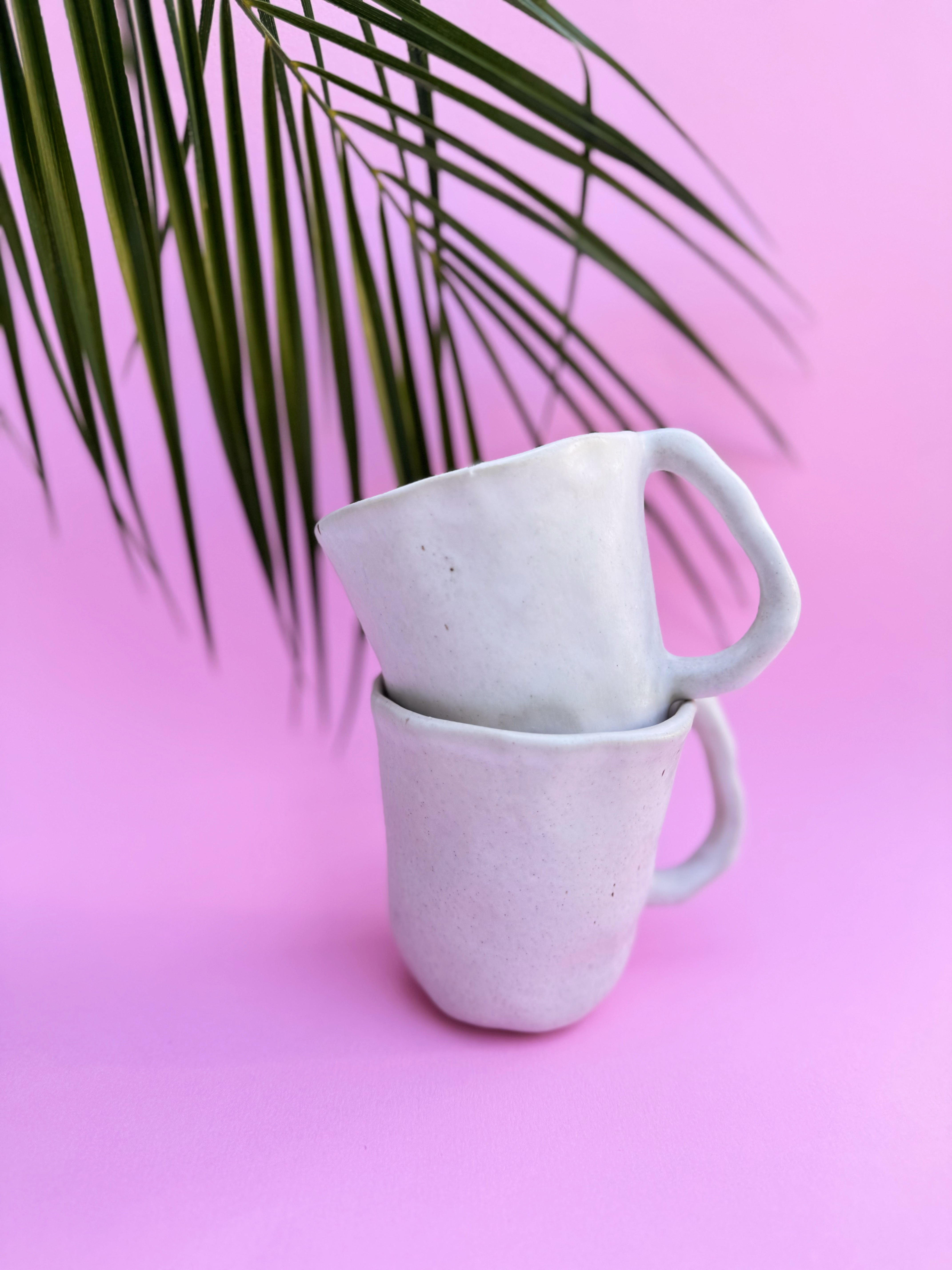 Tasse SHELL creme weiß matt