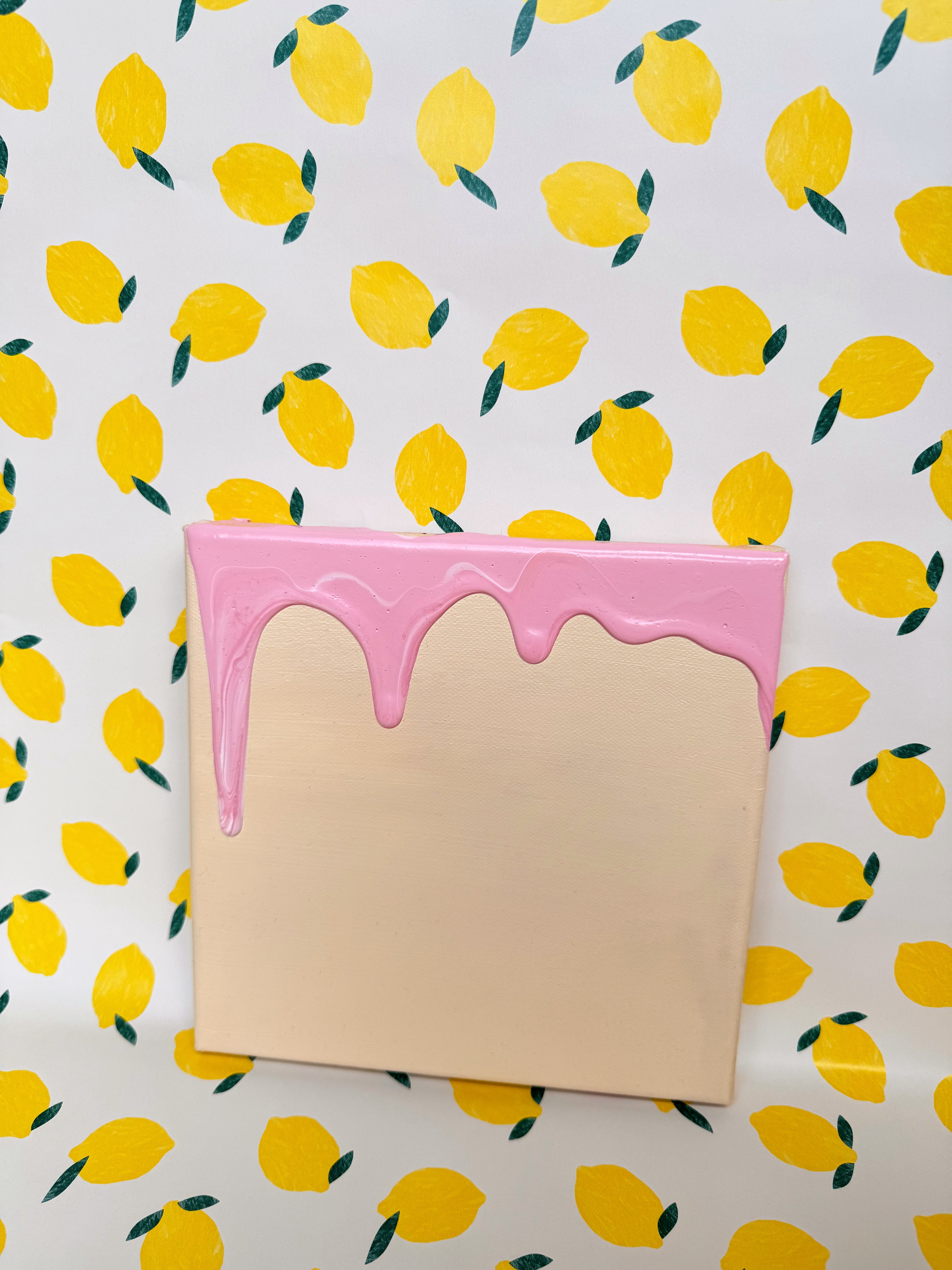 GELATO SERIES - Erdbeer auf creme weiß - 20 x 20 cm Kunst Wandbild