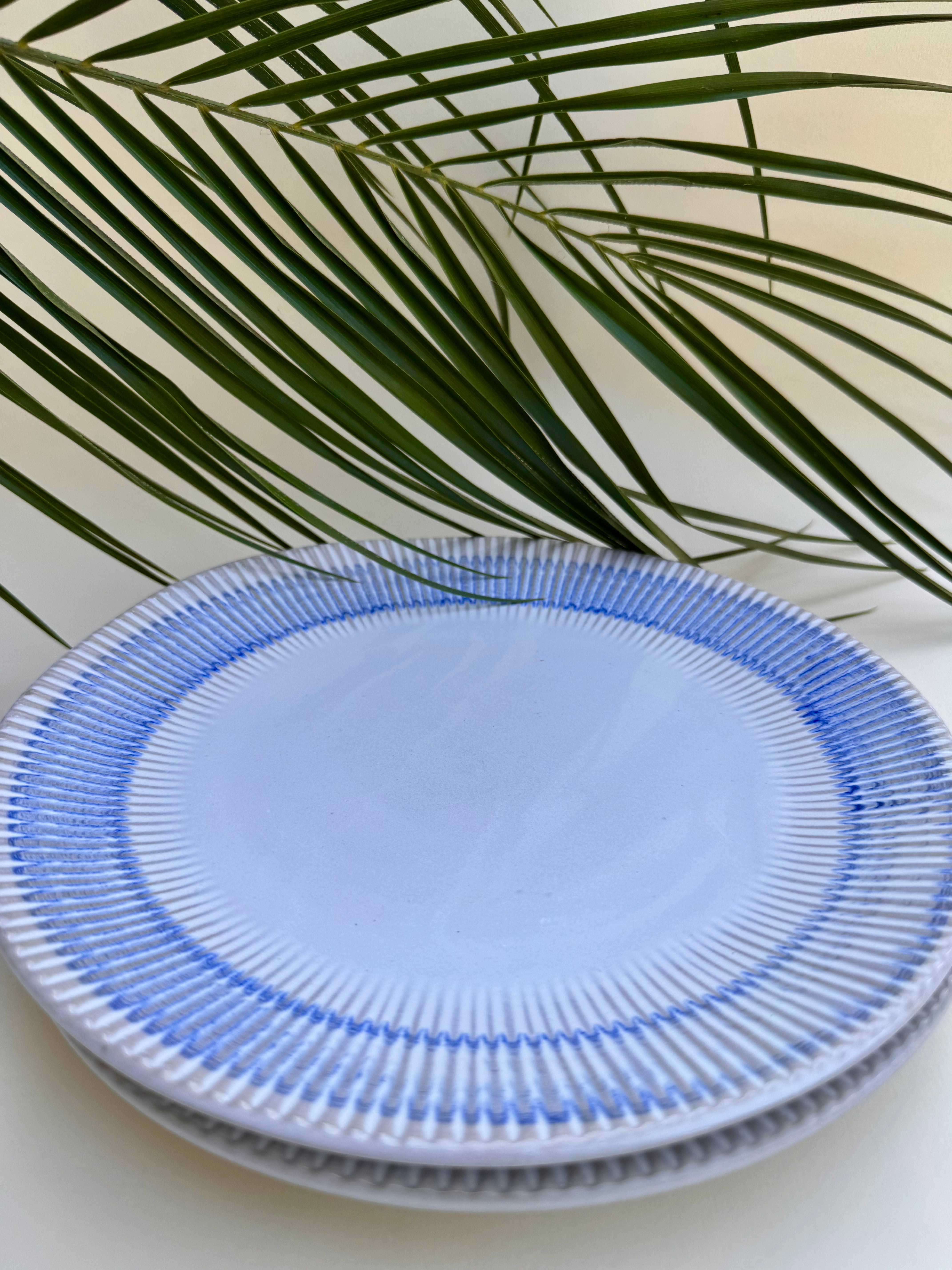 Teller SALOU weiß blau