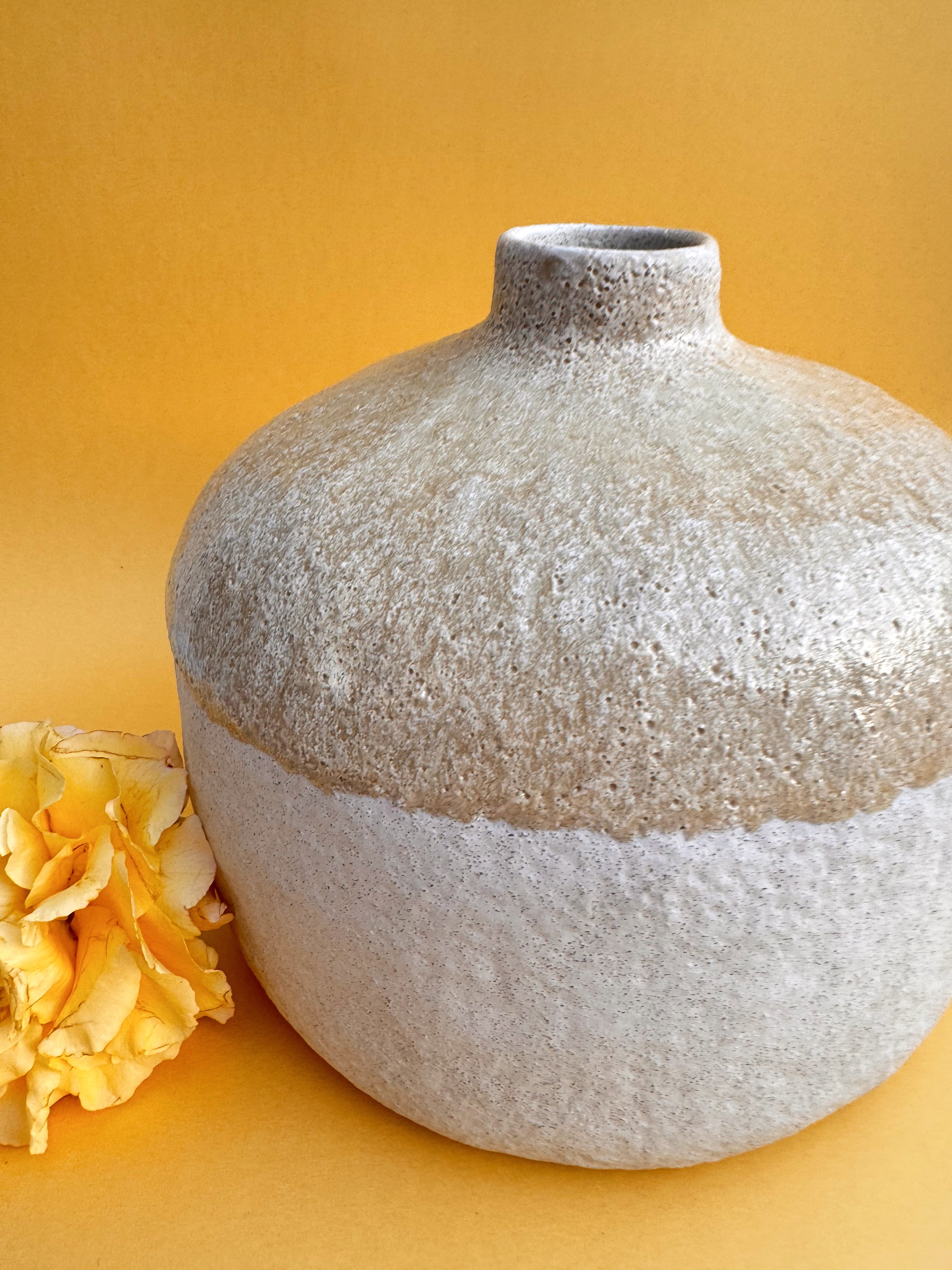 Vase CALELLA creme weiß