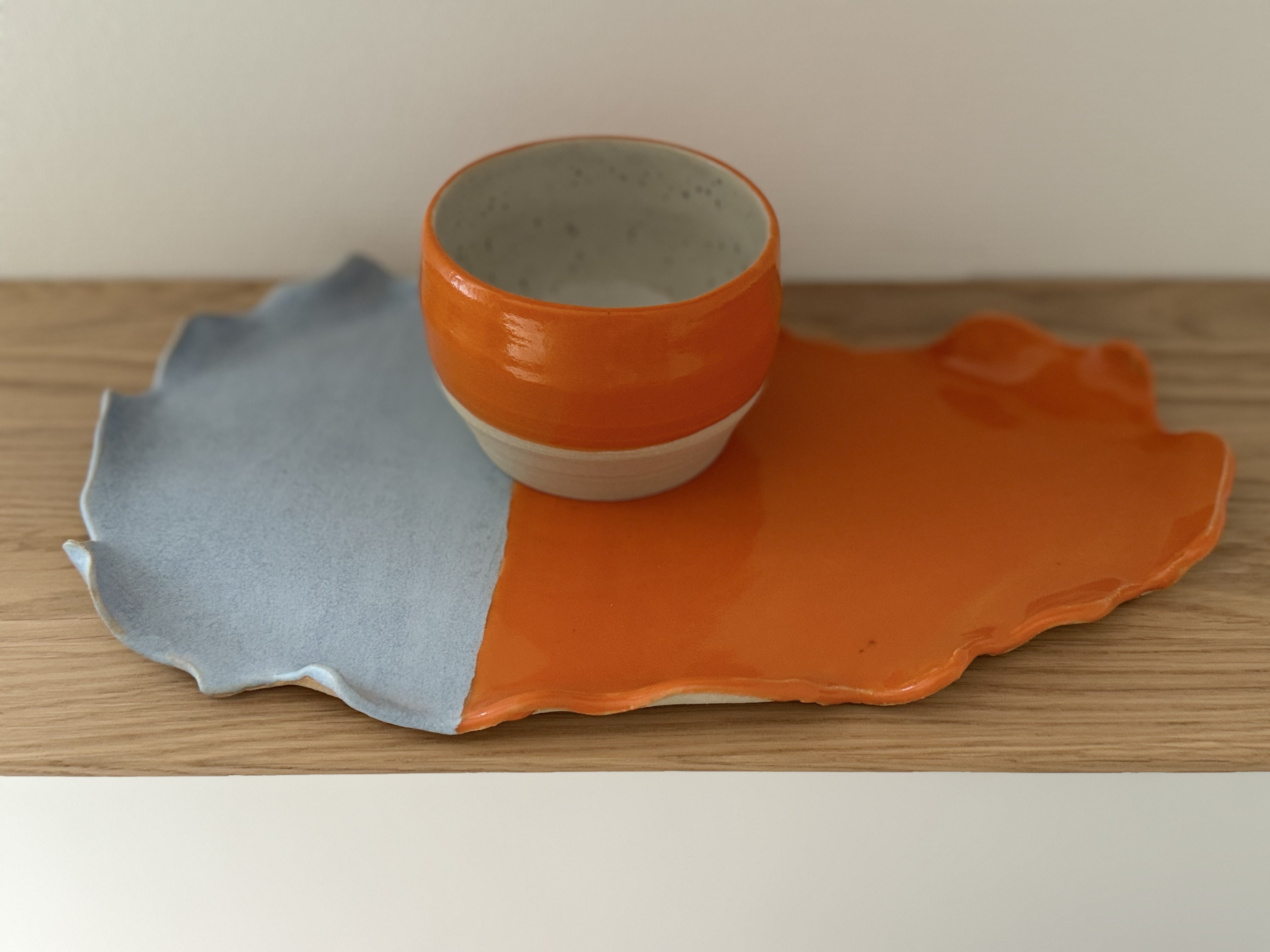 Servierplatte CAKE orange blau