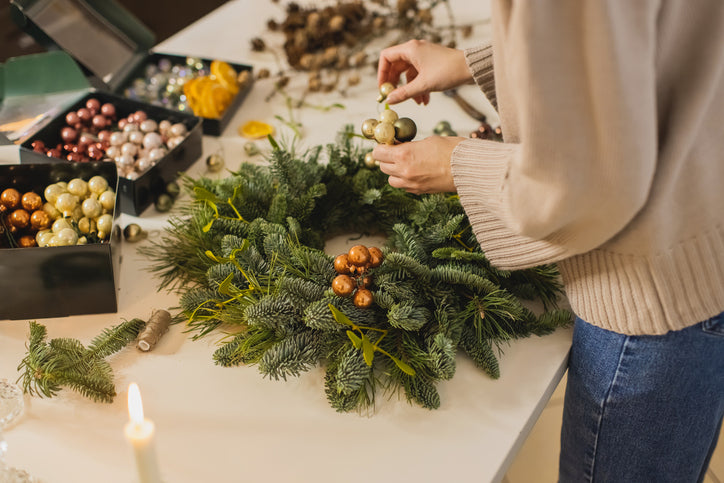 Töpfern & Adventskranz binden I 28. November 2025 I Kombi-Workshop im Studio Calma mit Mona und Lara
