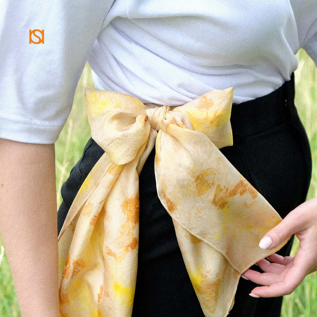 Plantdyed Kreativ-Workshop I Seidentuchl/Kissenbezug mit Pflanzen (u.a. Blüten) färben I Bundle-Dye-Technik I 26. April 2026 I Kreativ-Workshop im Studio Calma in Düsseldorf mit Valerie